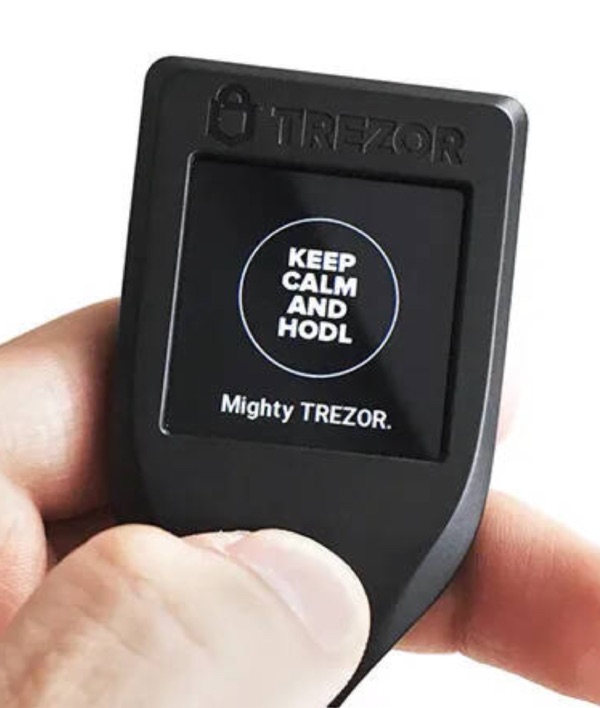 Аппаратный криптокошелек Trezor T холодный кошелек в 